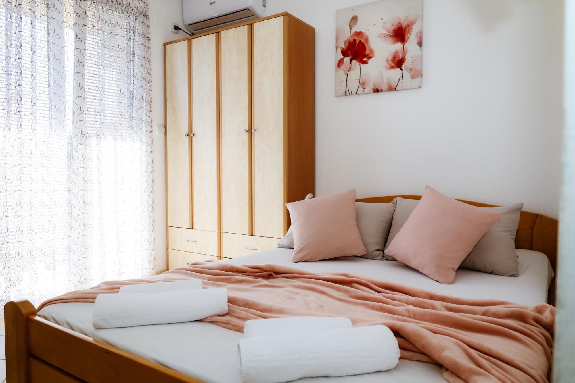 Guest House Ivana Tivat Exterior foto